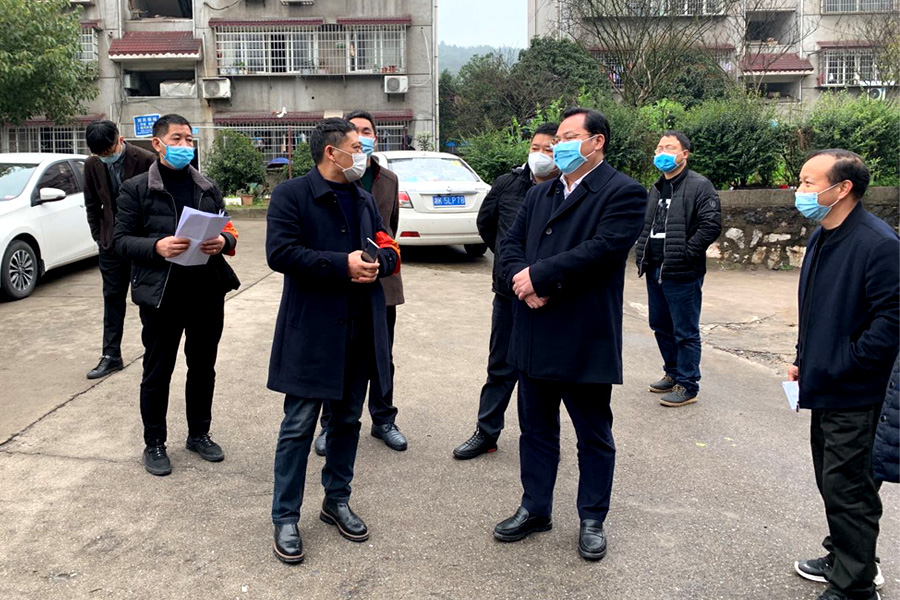 冷水江市委副書(shū)記、市長(zhǎng)曾伯怡一行到金竹山分公司調(diào)研疫情防控工作